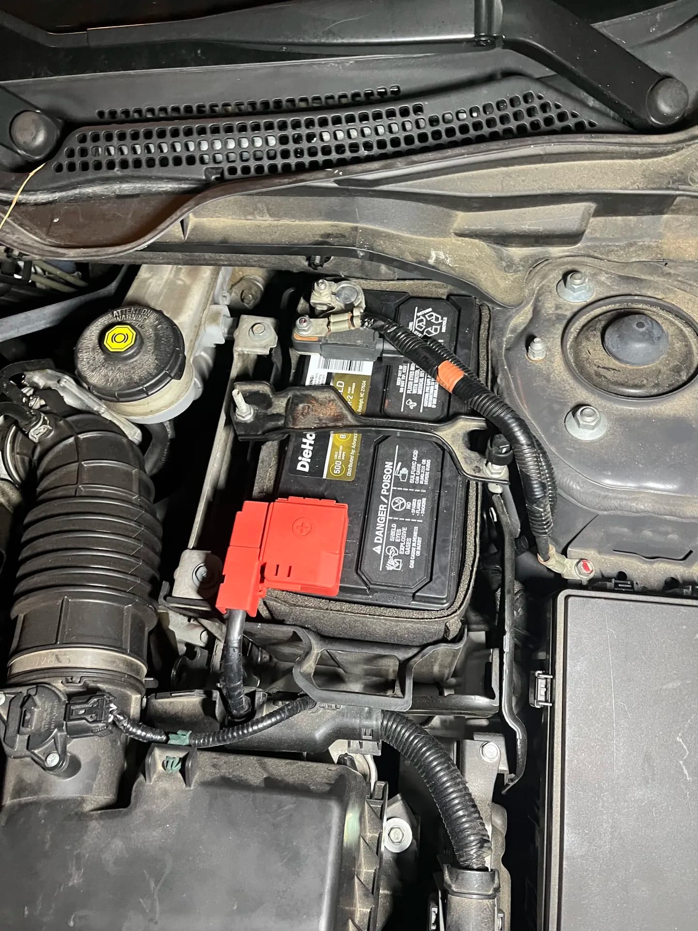 Vehicle battery and connections inspected during mobile charging-system service